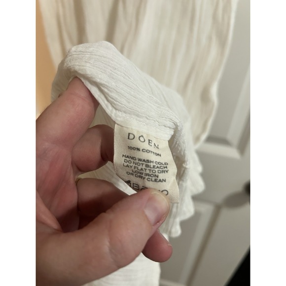 Doen Square neckline with crochet scallop trim, flutter sleeves, pleated Dress L - Picture 8 of 14